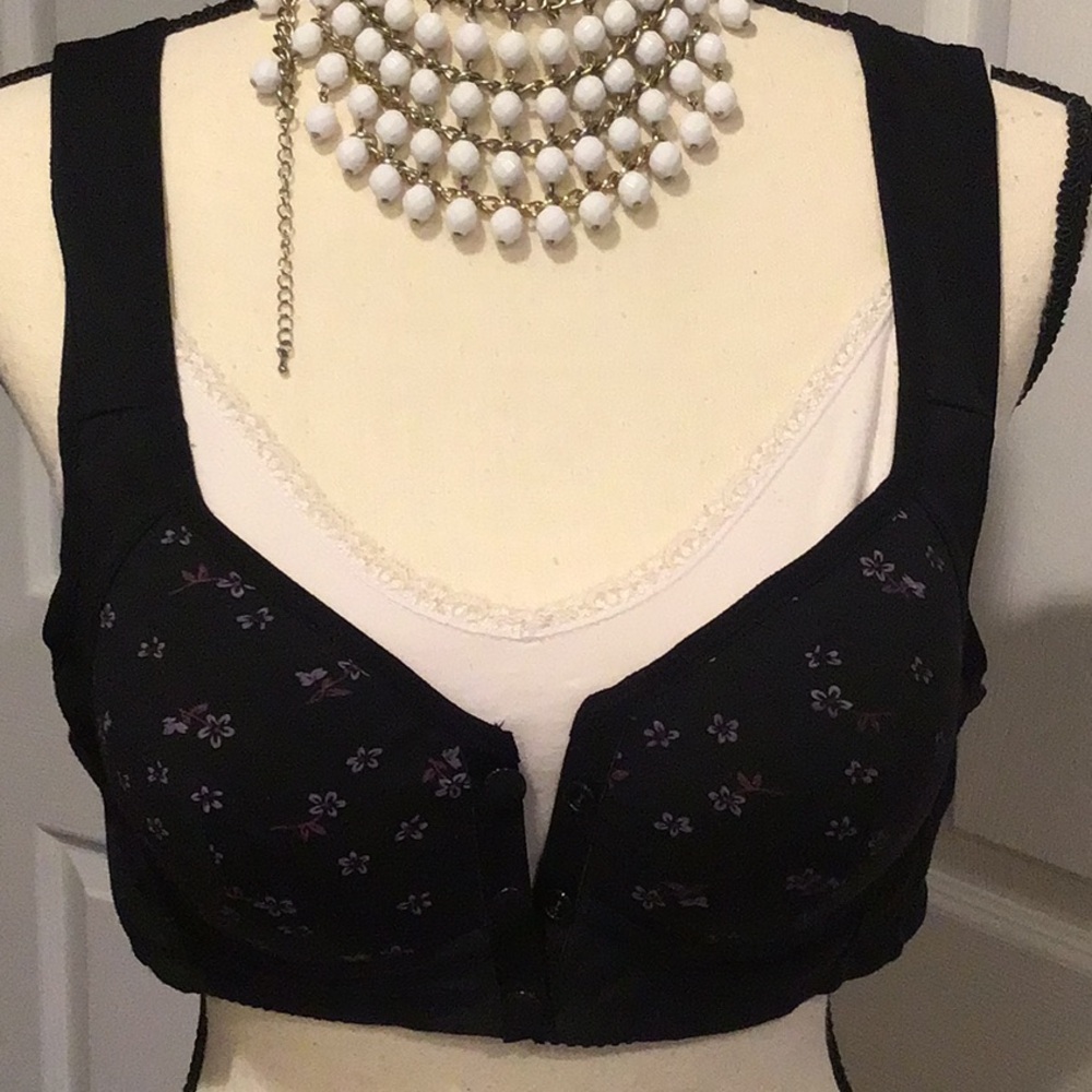 Black flower snap front bralette 4 x